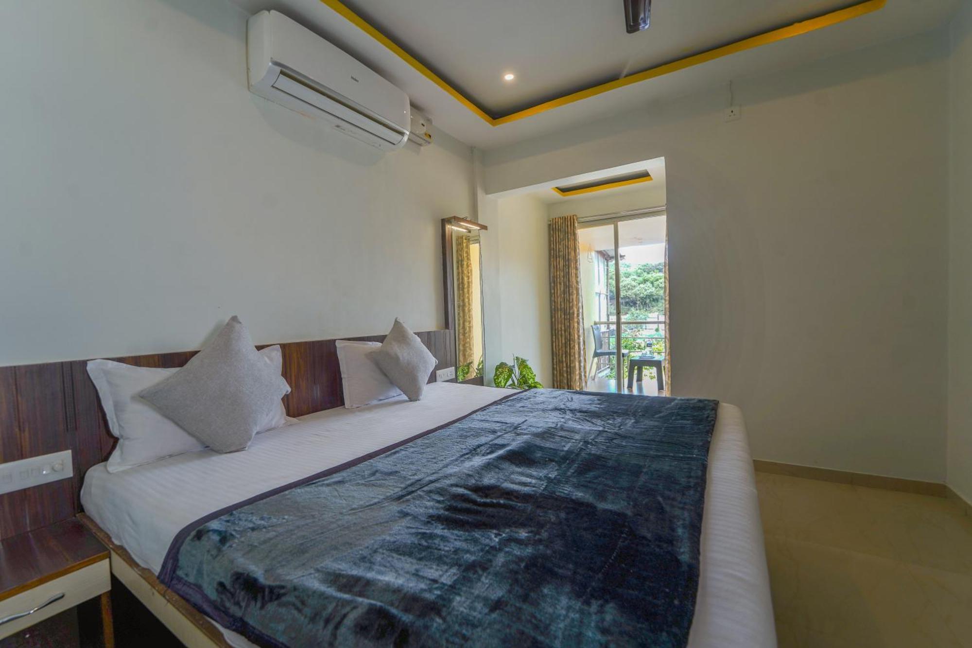 Berry Fresh Stays Mahabaleshwar With Pool Exteriör bild